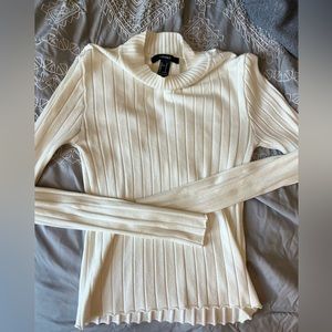 White ribbed turtle neck, no stains or rips
